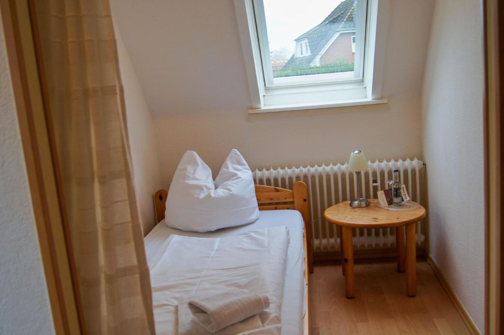 Nobis Krug Hotel Groß Sarau Bagian luar foto